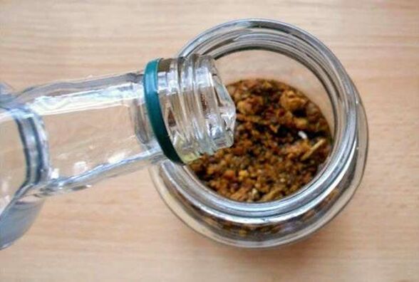 Preparation of medicinal propolis infusion for potency